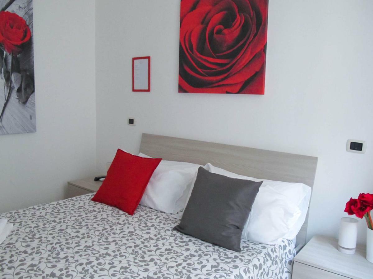Falco Holiday House โรม ภายนอก รูปภาพ