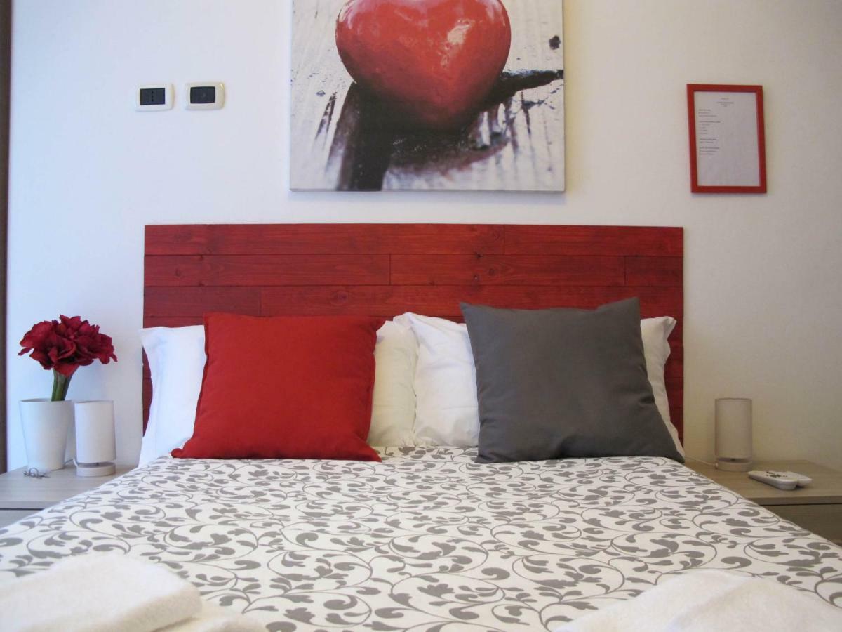 Falco Holiday House โรม ภายนอก รูปภาพ