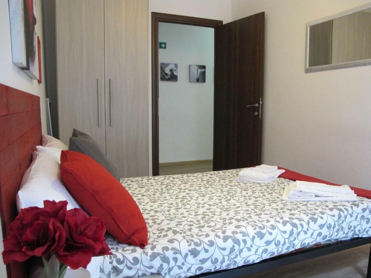 Falco Holiday House โรม ภายนอก รูปภาพ