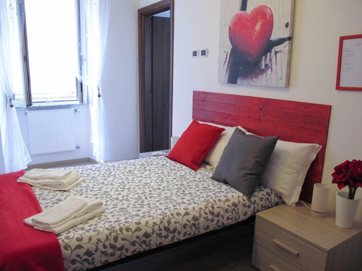 Falco Holiday House โรม ภายนอก รูปภาพ